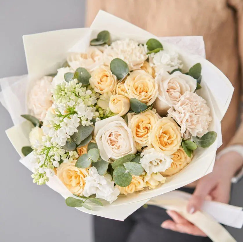 Grace and Charm Bouquet MIAMI FLOWERS DESIGN