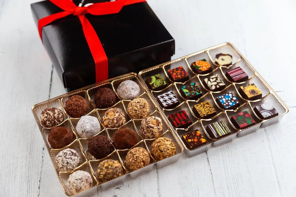 Romanicos Mixed Chocolate Boxes MIAMI FLOWERS DESIGN