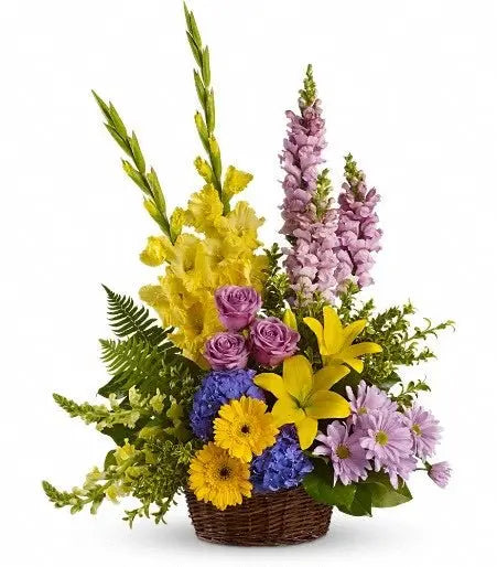 Beauty Lifted High - MIAMI FLOWERS DESIGN