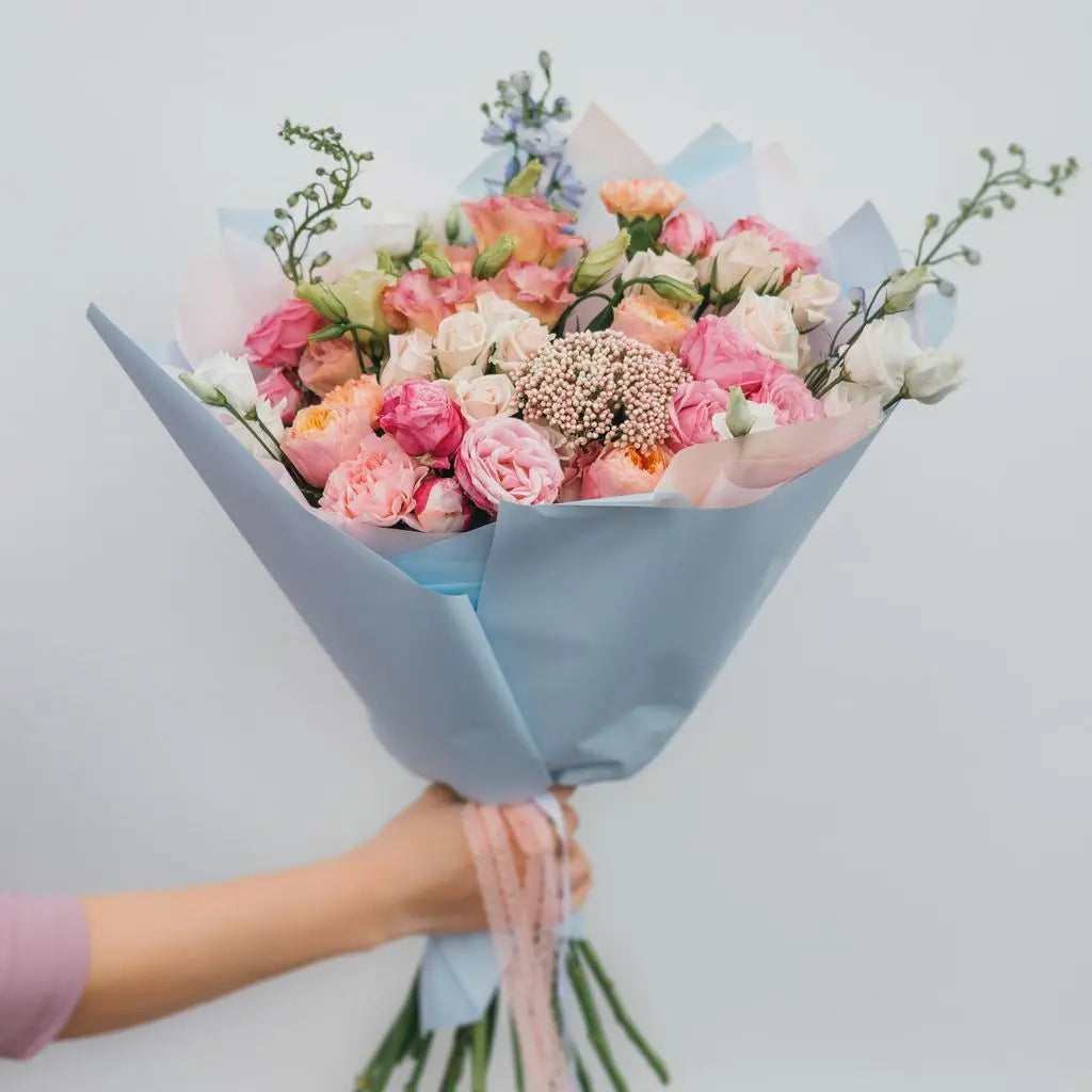 Delicate Touch - MIAMI FLOWERS DESIGN