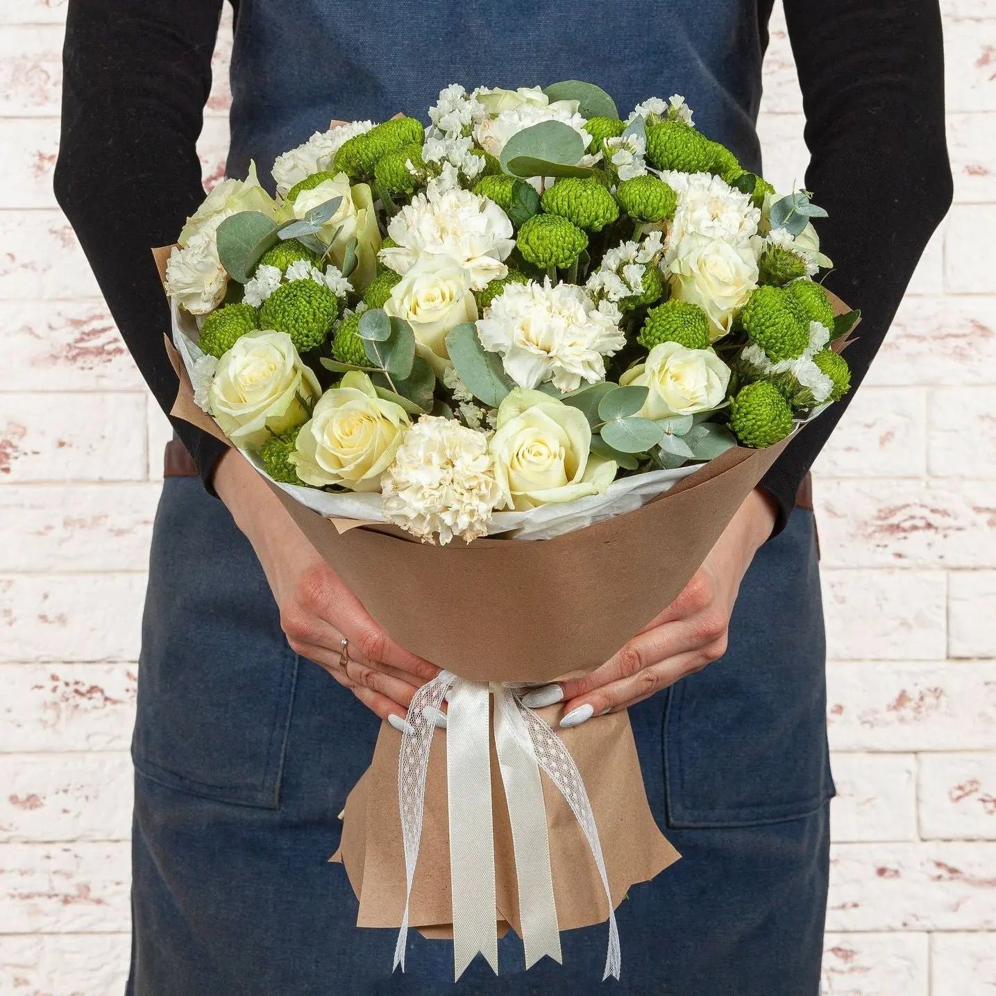 Symphony of White Blossoms - MIAMI FLOWERS DESIGN