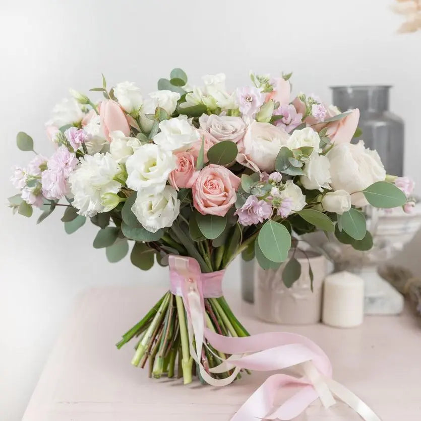 Tied with Love - MIAMI FLOWERS DESIGN